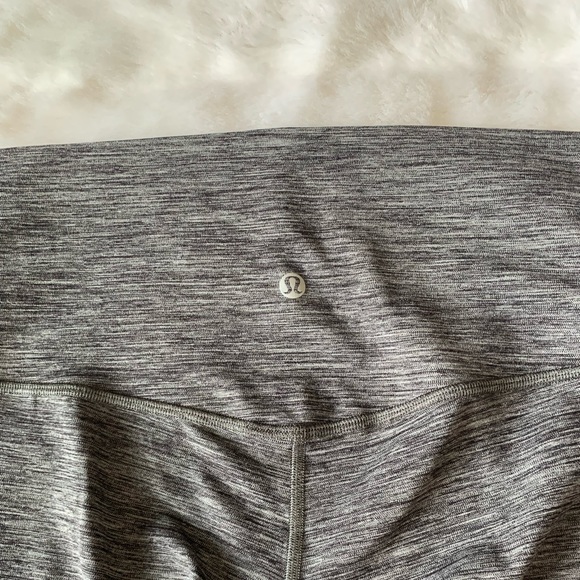 Lululemon Align Pant 25” HBLK Size 8 - Picture 5 of 6